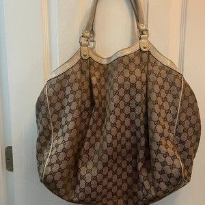 Gucci Sukey Monogram Purse